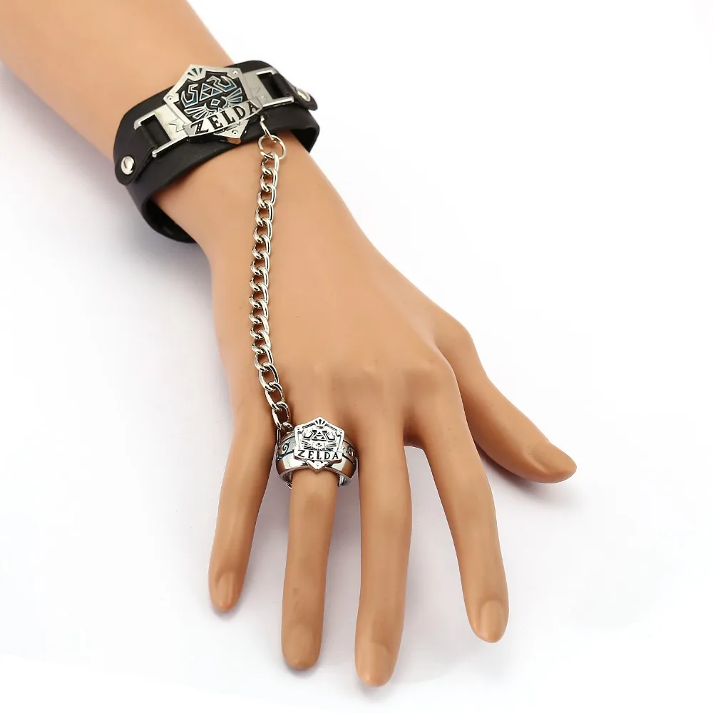 

The Legend of Zelda Leather Bracelet Hylian Shield Charm Bracelets Game Cosplay Punk Bangle Men Women Jewelry YS11949
