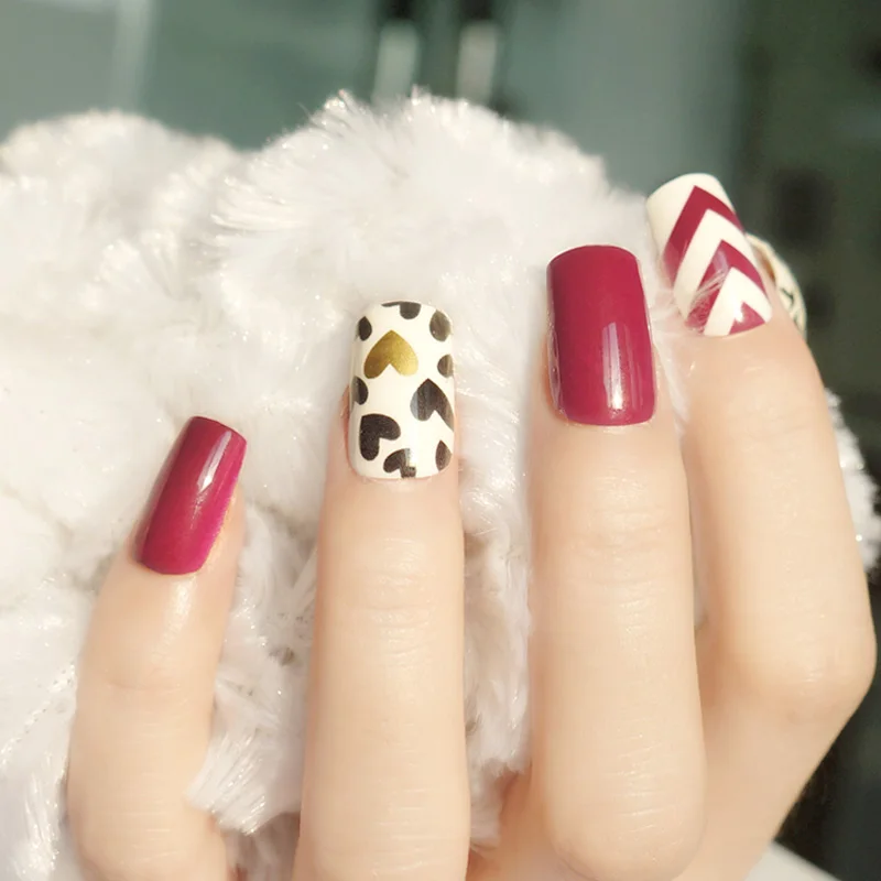 Накладные ногти с красным и черным сердцем 24 шт. накладные сделай сам полным