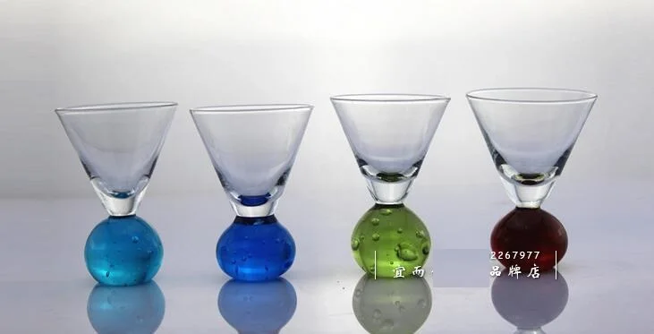 Стеклянная чашка с пузырьковым шариком треугольной формы для винных коктейлей и