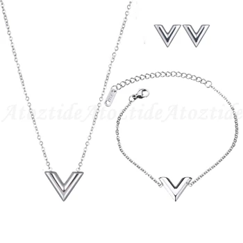 silver 3 pcs set Atoztide Шарм для женщин нержавеющая сталь письмо V Ювелирные наборы Бренд пирсинг серьги-гвоздики кулон с регулировкой браслет - Окраска металла: silver 3 pcs set