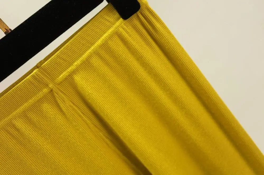 Женские эластичные леггинсы в рубчик тонкие черные хлопковые облегающие с