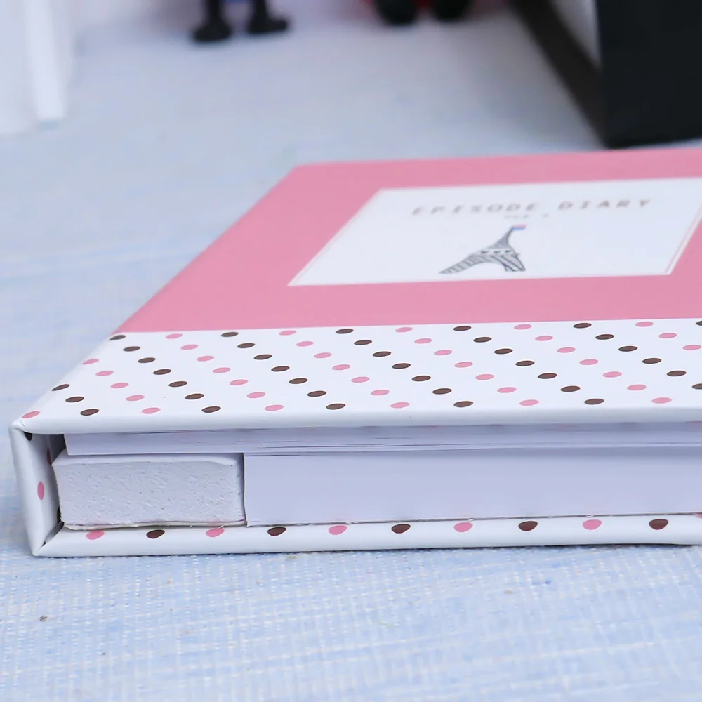 Жесткий чехол мини блокнот записная книжка дневник двойной для записей клейкие