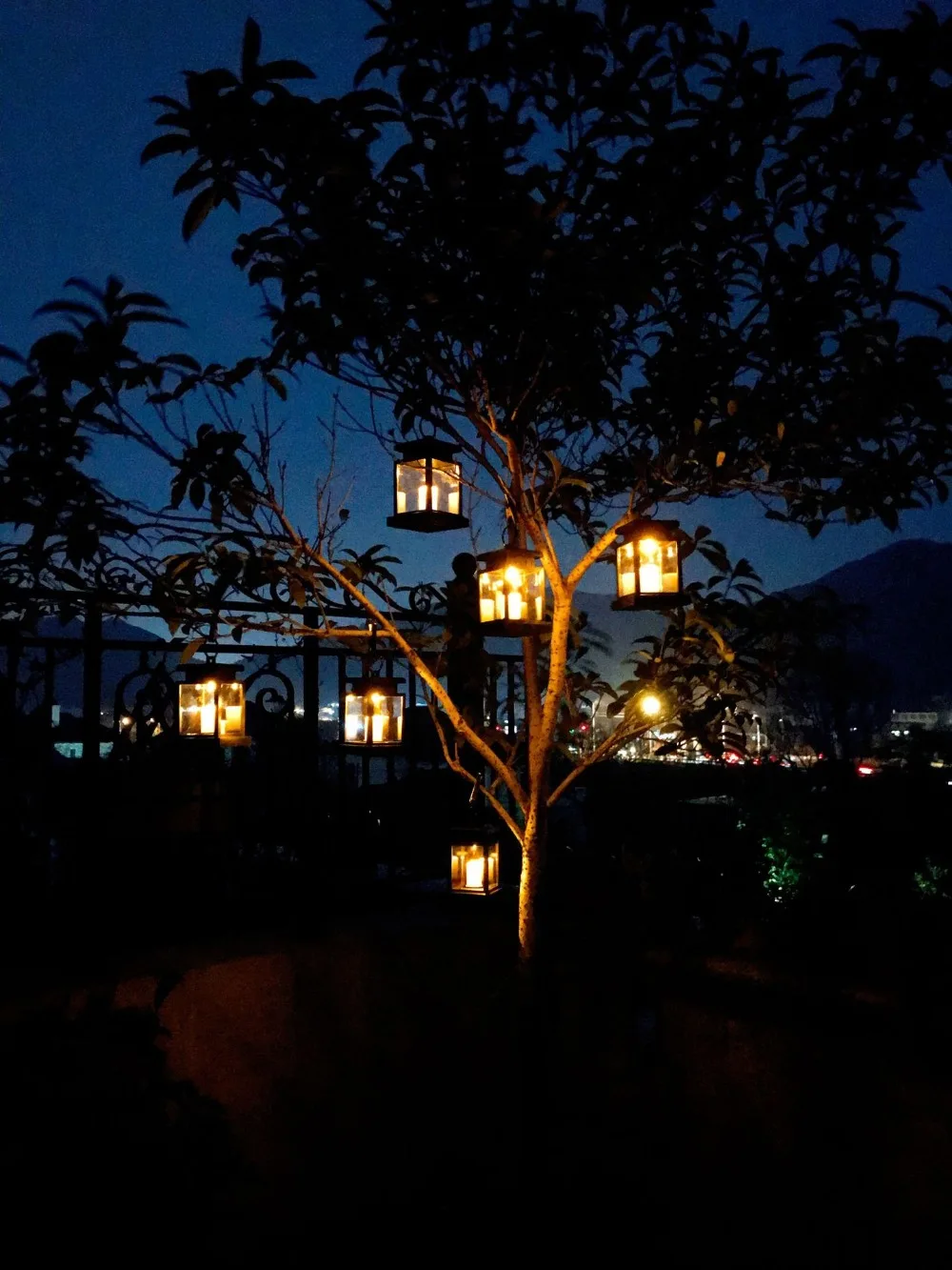 Waterproof LED Solar Garden Light Outdoor Flickering Flameless Candle Hanging Lantern Smokeless for Yard Lawn Patio Camping Tent | Лампы и