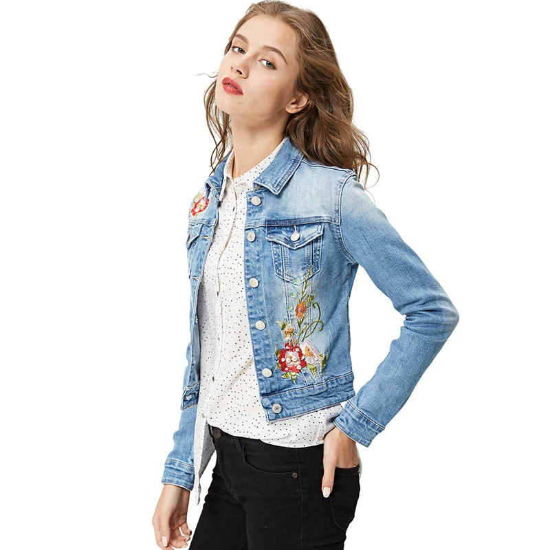 Женская джинсовая куртка винтажная Облегающая с цветочным рисунком и вышивкой