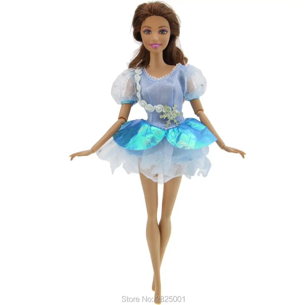 Мини платье ручной работы со снежинками и рукавами пузырьками кружевное