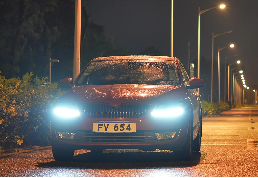 Головной светильник в сборе для Skoda Octavia светодиодный светильник дневного света ксеноновый сигнал поворота ближнего света