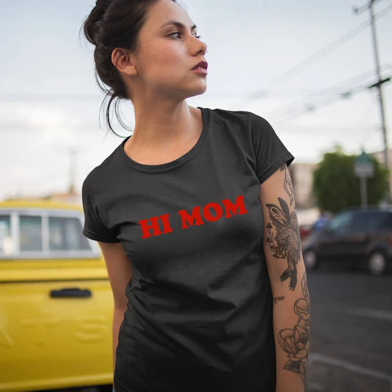 

Футболка женская летняя хлопковая с коротким рукавом и надписью «BLWHSA Hi Mom»