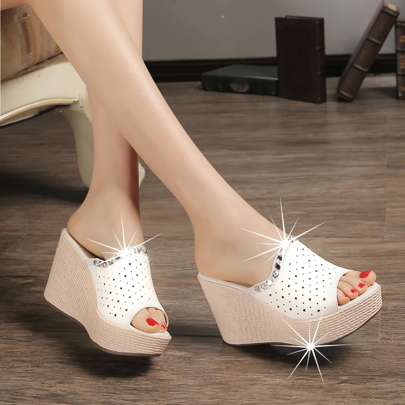 Шлепанцы со стразами Большие размеры 40-43 Женские летние модные шлепанцы из