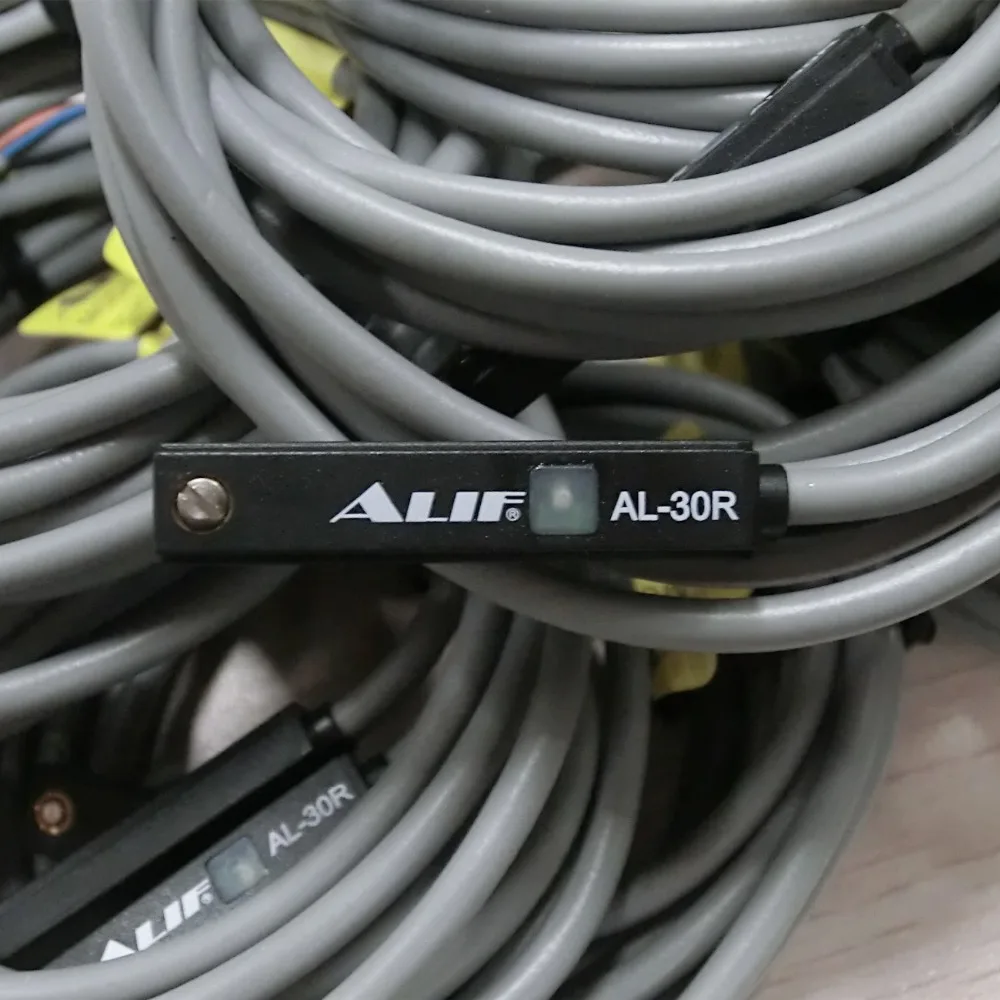 

AL-30R (1M)