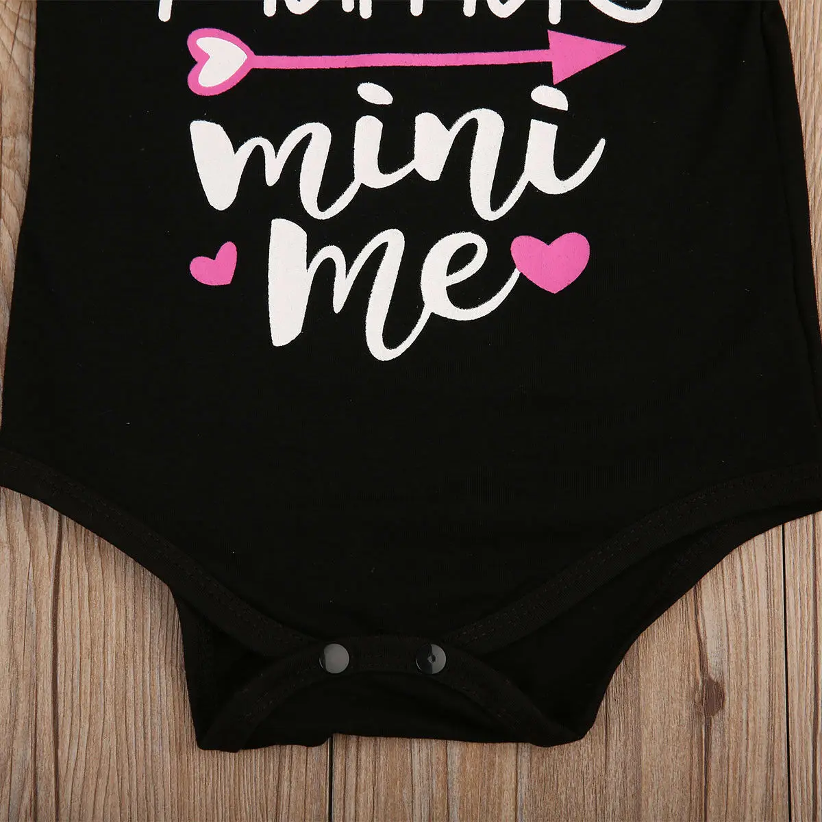 Комплект одежды для новорожденных девочек комбинезон с принтом Mama Mini me + повязка