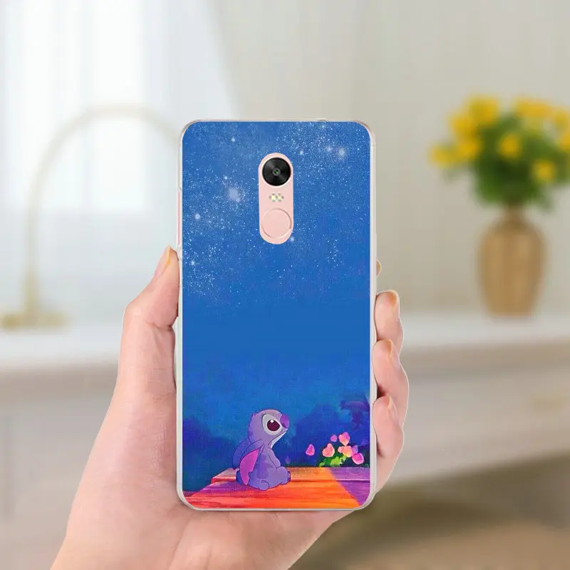 Стильная футболка с изображением персонажей видеоигр тематика Лило и Стич