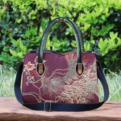 

New National Embroidery Women Shopping Handbags!Nice Animal Embroidered Lady Shoulder&Crossbody bags Hot Multi-use Canvas bags