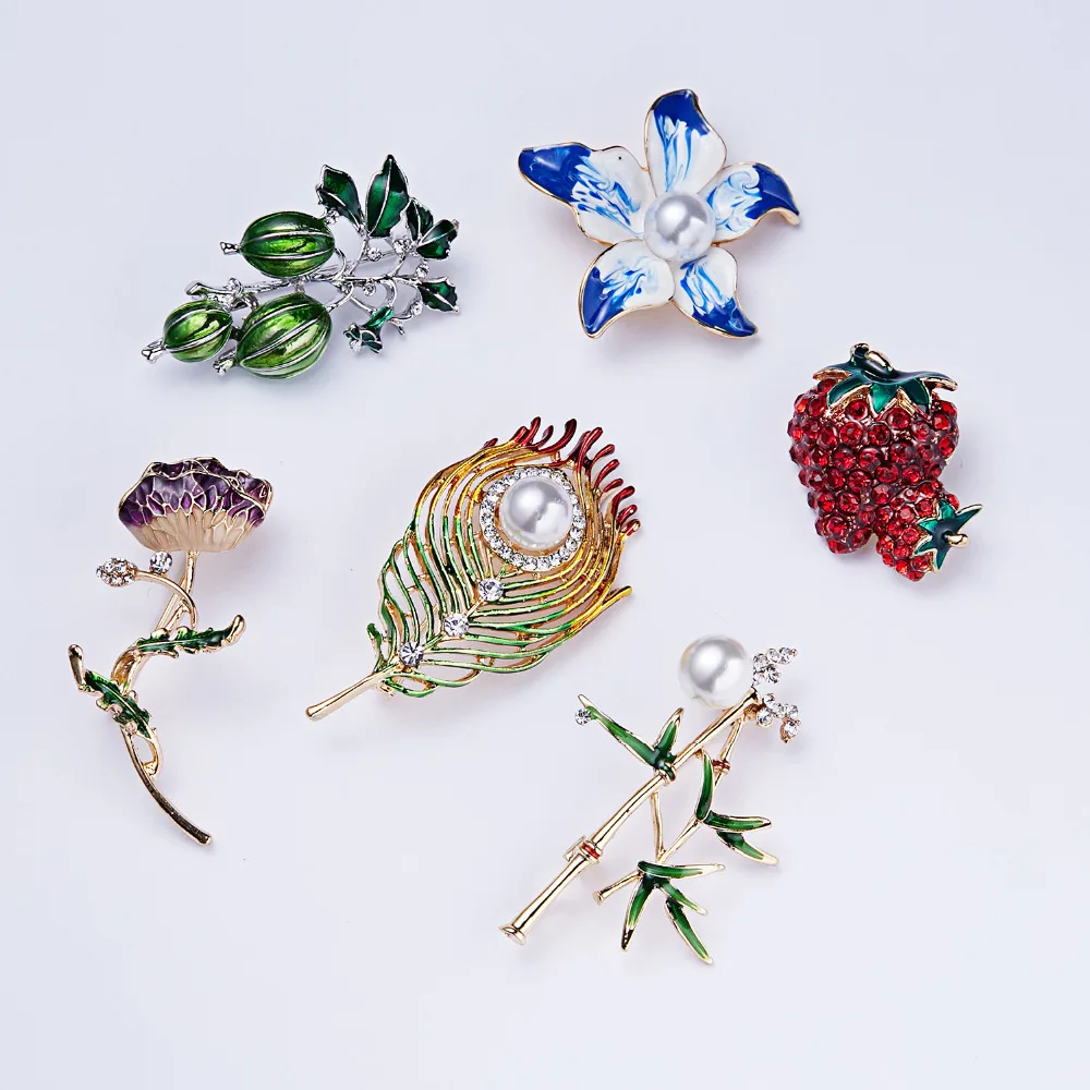 RINHOO Fashion Handmade Colorful Camellia Flower Leaf Plants Crystal Rhinestone Collar Brooch Pin for Women Men Costume Jewelry