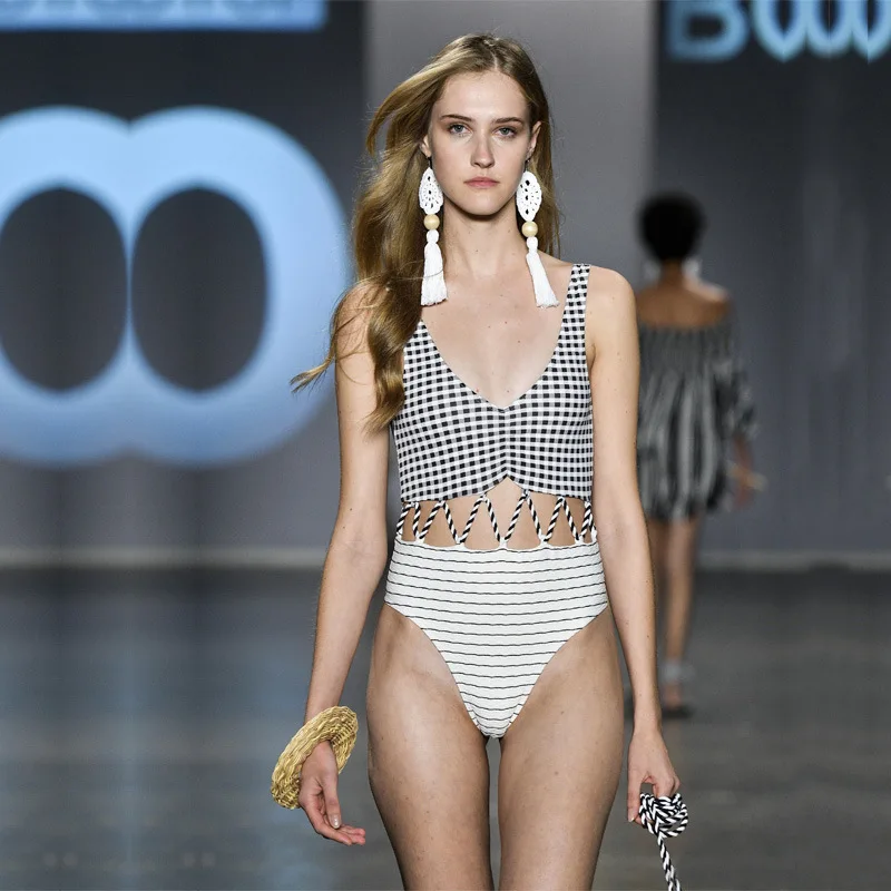 2018 пикантные женские бикини Одежда для купания с поясом подключения Одна деталь