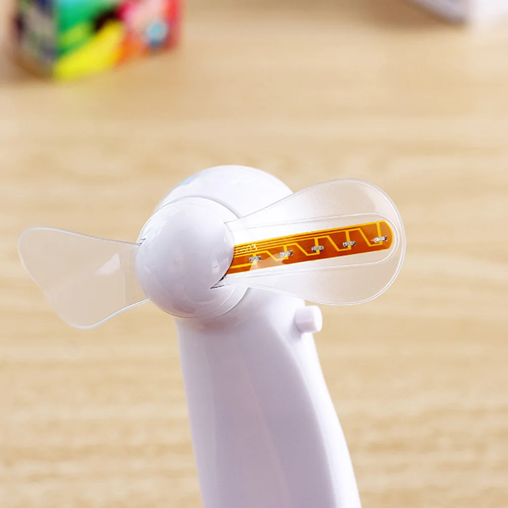 Handheld Flash LED Love Pattern Mini Fan Super Mute Battery Operated Desktop Gaming Accessories Mini Cooling Fan