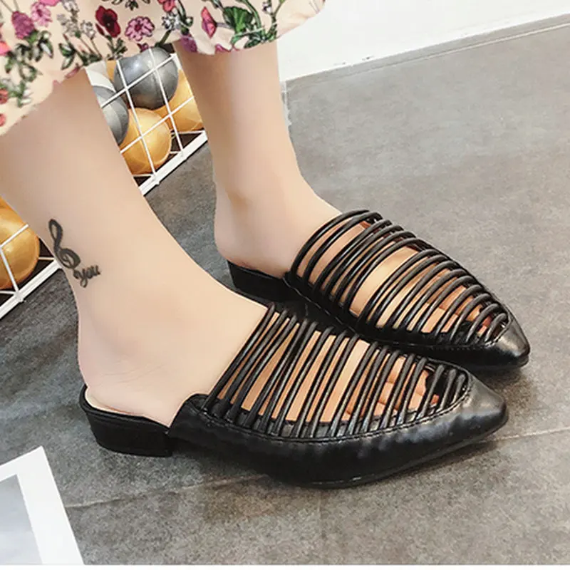 Новинка 2019 года женские летние шлепанцы с вырезами однотонная обувь острым