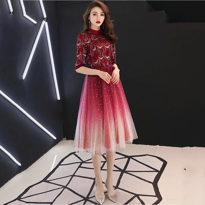 Красное градиентное Тюлевое платье с блестками и высоким воротником бахромой