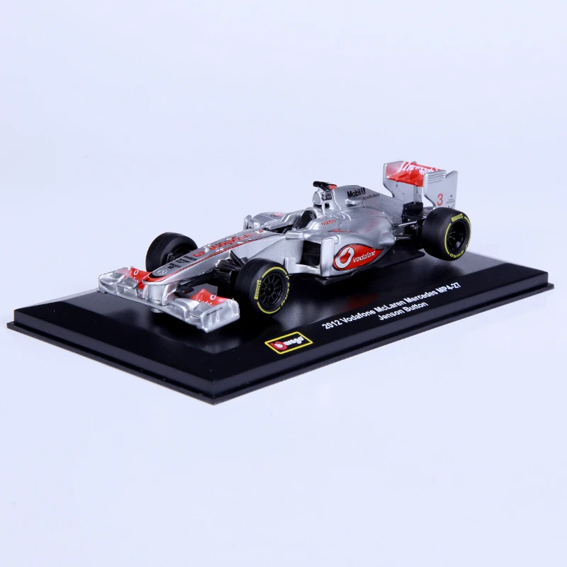Ограниченная серия Bburago 1:32 литье под давлением Red Bull AMG Team металлическая модель F1