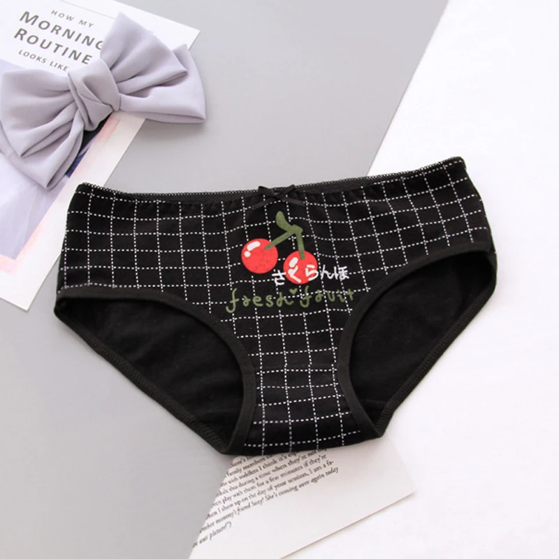 Girl Young Ladies Student female cotton panties briefs Strawberry print Women underwear ladies underpants lingerie |