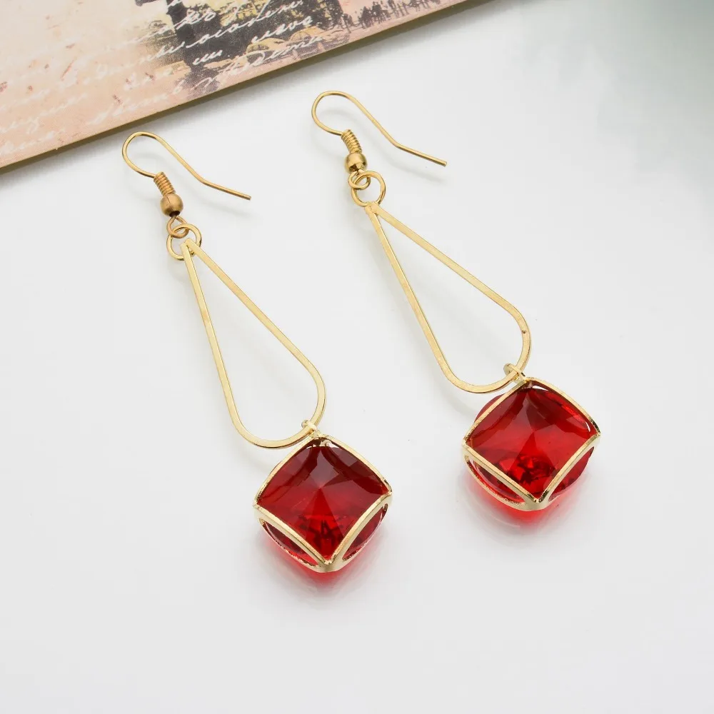 Женские серьги с кристаллами геометрические стразы 4 цвета корейские модные