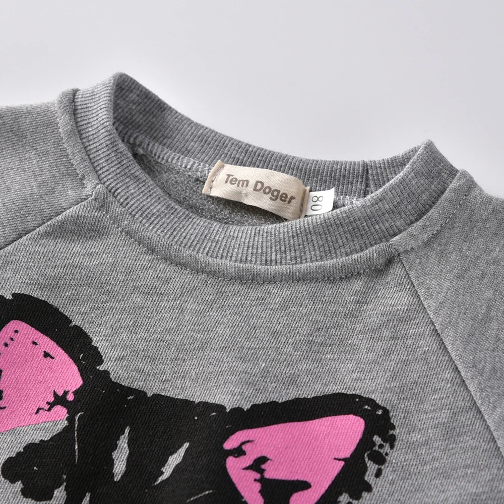 Бесплатная доставка 2016 зимняя одежда для девочек проект с кошками Комплект