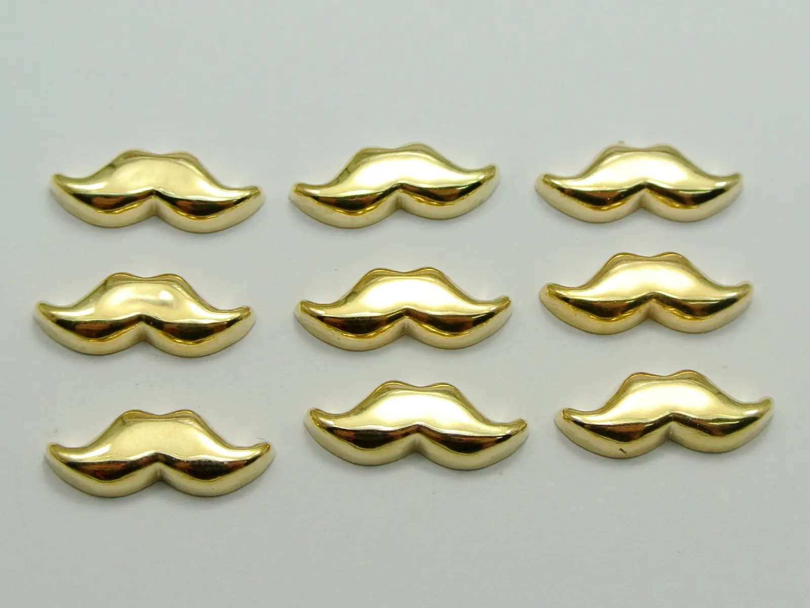 100 Gold Tone Metallic Acrylic Beard Studs 18X8mm No Hole Cell Phone Deco | Украшения и аксессуары