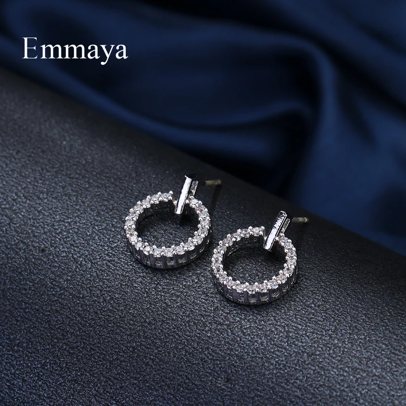 Женские серьги Emmaya круглые из белого кубического циркония два