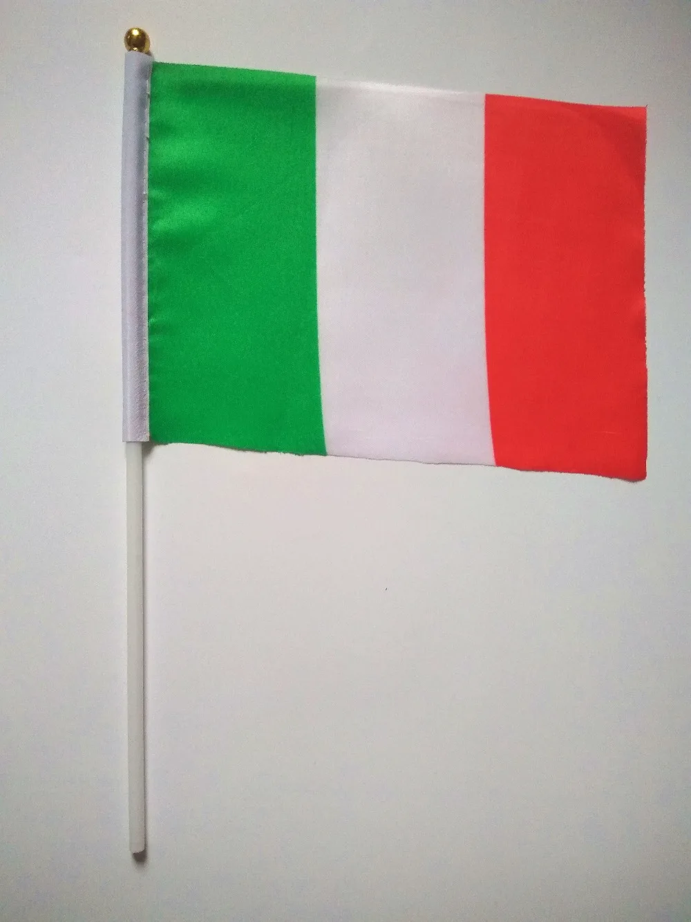 Оптовая продажа ручные волнистые баннеры итальянские государственные флаги