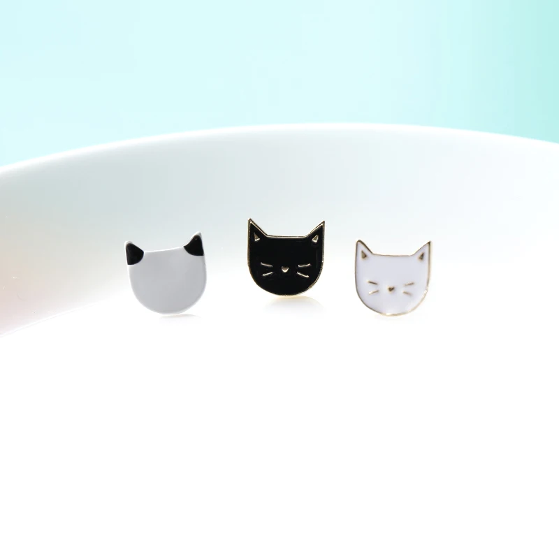 Nengdou J1 значки с животными черная кошка белая кошка значок эмалированные булавки милые нагрудные булавки брошки каваи ювелирные изделия для футболок аксессуары