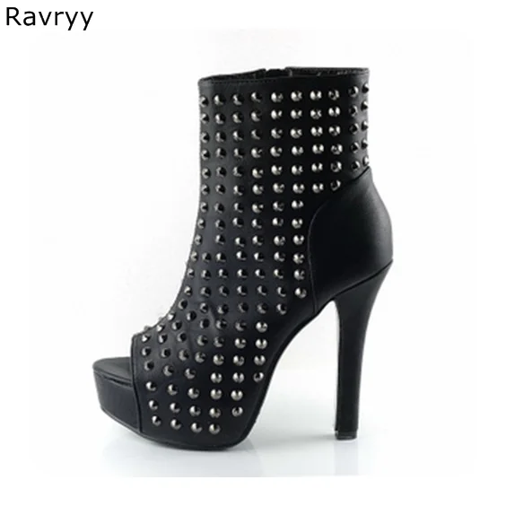 2018 Модные женские черные короткие ботинки с заклепками и открытым носком