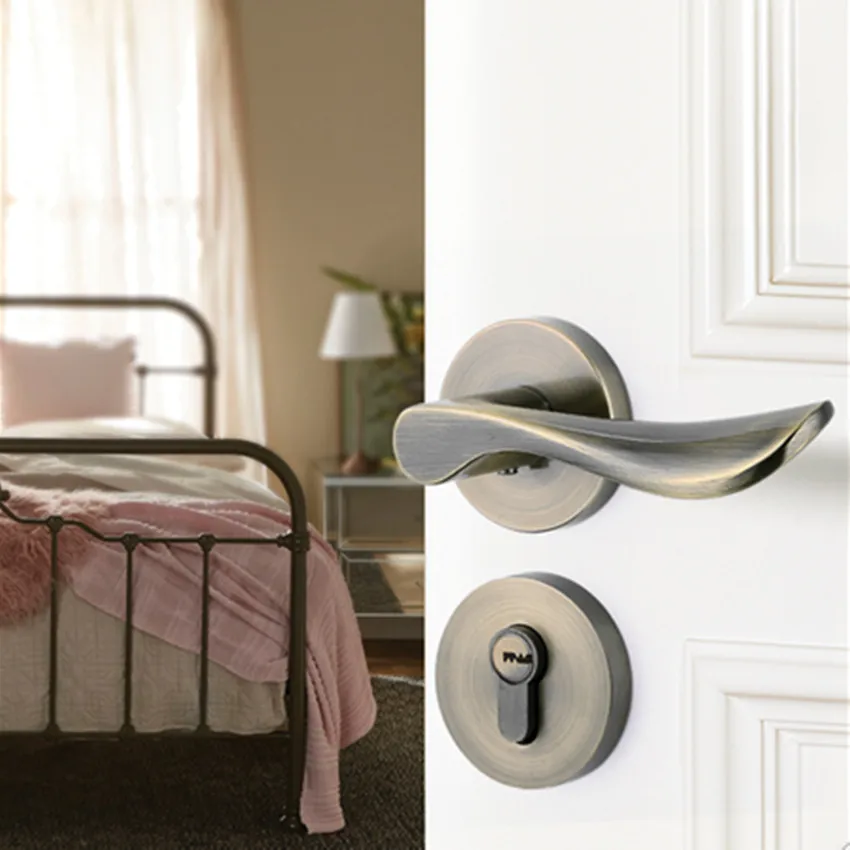 Ретро Простой закрытый бесшумный механический сплит замок для тела бронзовая