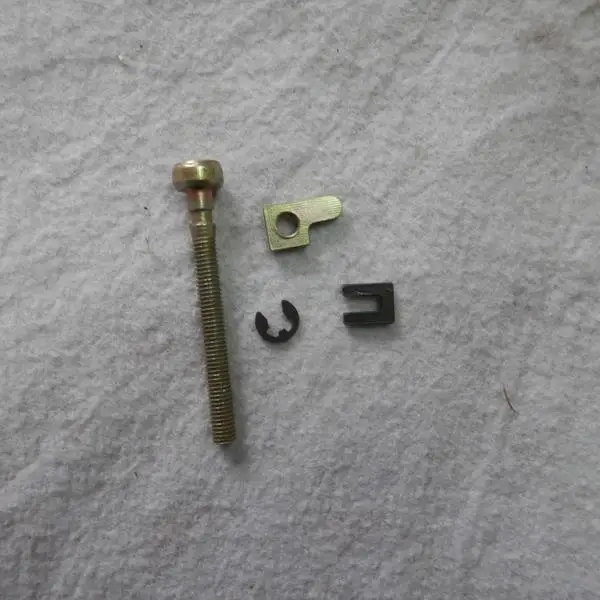 

2 X CHAIN ADJUSTER FOR HUS CHAINSAW 36 41 141 136 137 142 235 240 PARTNER CCS 351 370 390 420 BAR TENSIONER SCREW ADJUSTING KIT