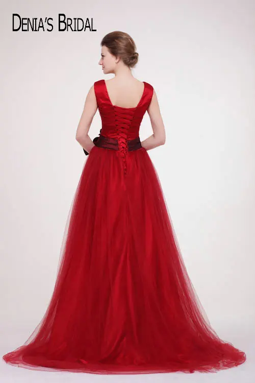 Простое красное вечернее платье с V образным вырезом без рукавов поясом и цветами ТРАПЕЦИЕВИДНОЕ ПЛАТЬЕ до