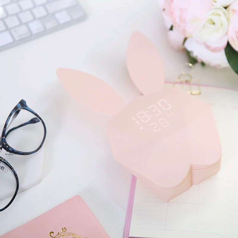 Милый кролик Ночной светильник будильник Голосовая активация светодиодный