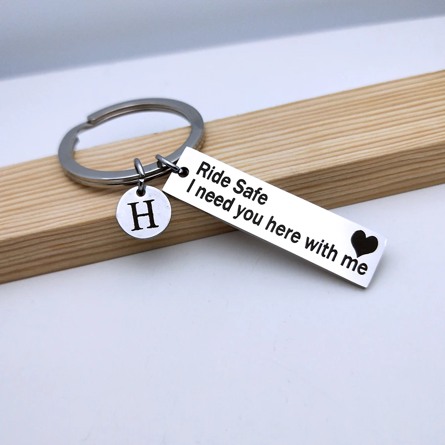 Пользовательские Начальная A Z брелок на ключи в форме буквы безопасность