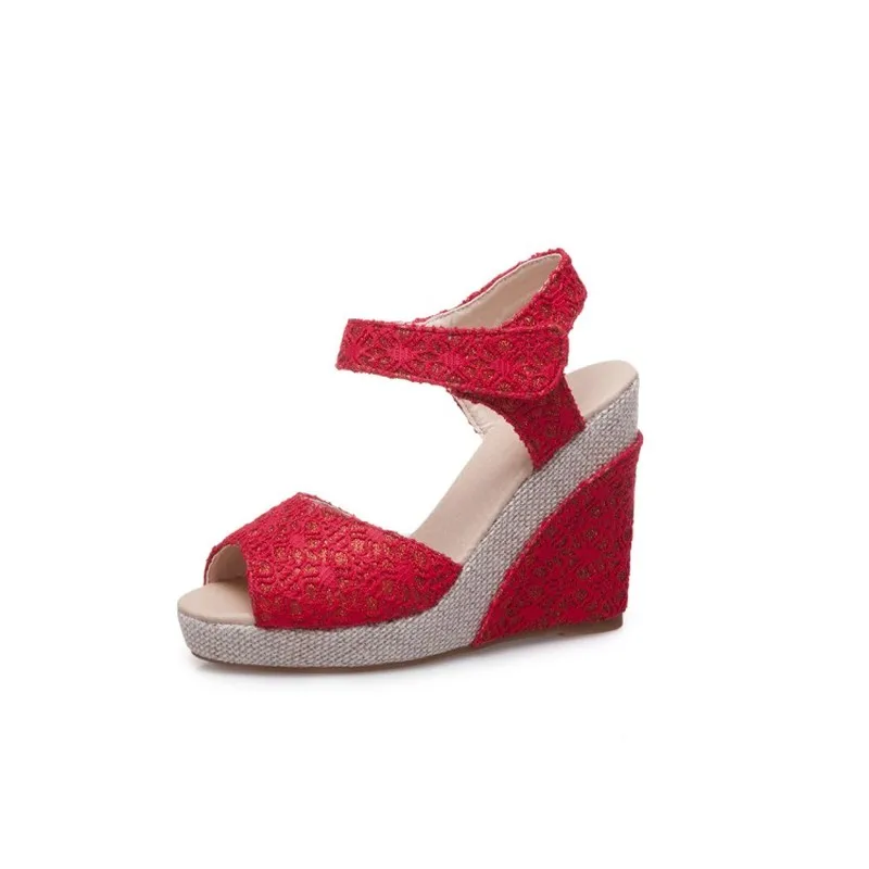 Женские босоножки на очень высоком каблуке с открытым носком увеличивающие рост