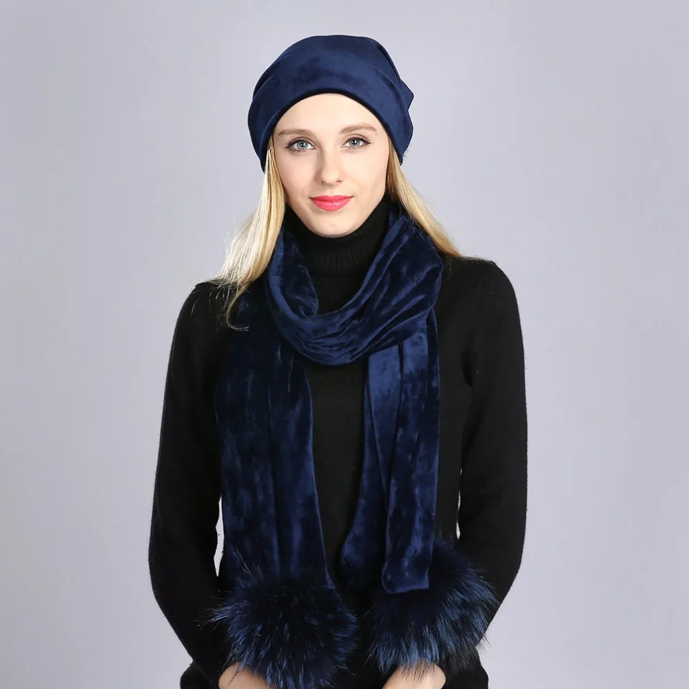 Шапка и шарф Geebro Женская зимний Повседневный теплый вельветовый с помпонами для