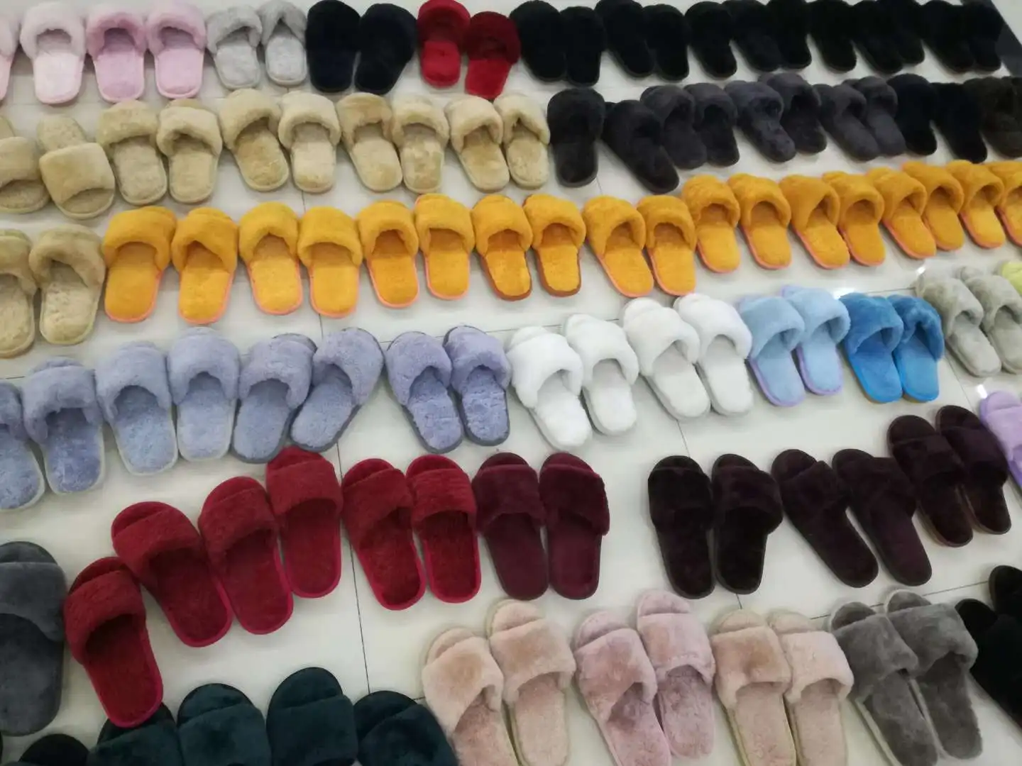 2018 Fashion Women's Wool Slippers Real Sheep Fur Winter Warm Cotton Thick Flat with Anti-slip Fingerless Rabbit | Обувь