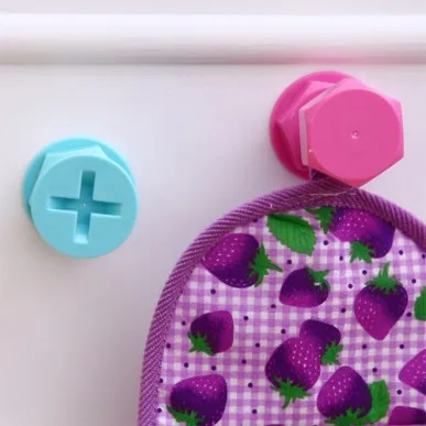 

Dazzle colour candy color powerful viscose hook hanger rack sticky hook screw nails design3pcs/set 6*4cm free shipping