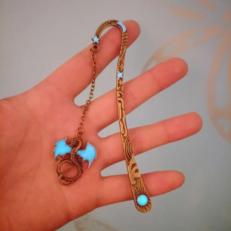 Vintage Metal Bookmark Pterosaur Pendant Handsome Beautiful Hairpin Sun And Moon Stars Grain Double Color Optional | Канцтовары для