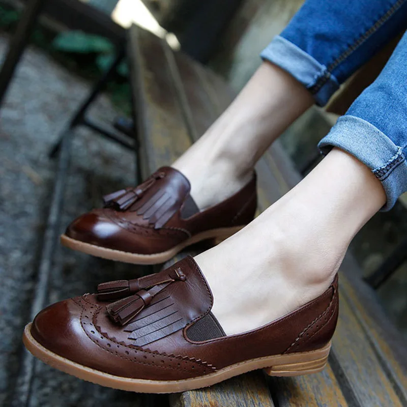 Женские оксфорды с кисточками броги на плоской подошве в британском стиле