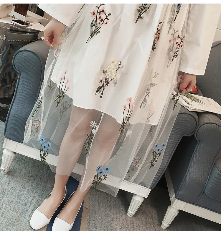 

9197 New pregnant women's embroidered gauze shirt dress in Spring 2018