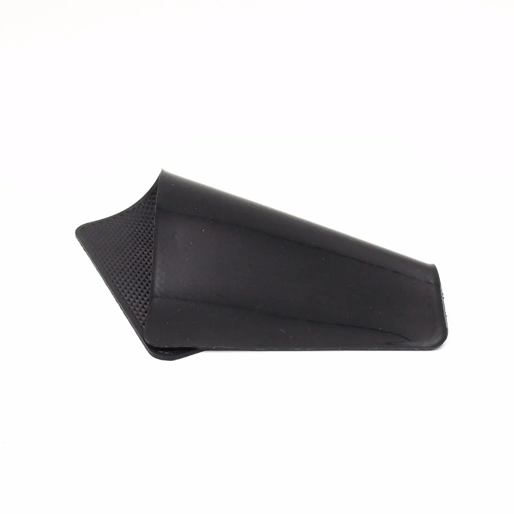 Универсальная автомобильная приборная панель 18*13 см Magic Противоскользящий