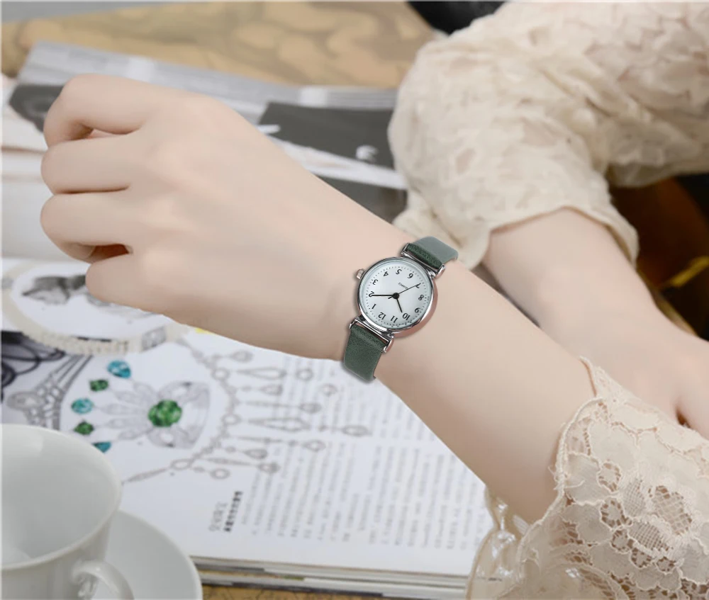 

Wrist Watches for Women Fashion Green Color PU Leather Band Women Watches Bracelet Watch Ladies Simple Clock Gifts for Girl