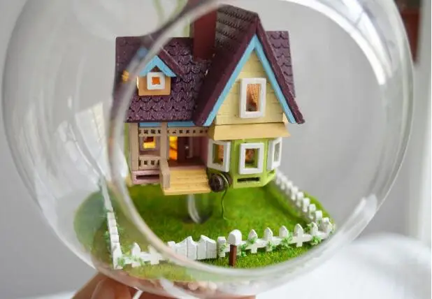 DIY деревянный миниатюрный кукольный домик 3D набор и стеклянная Пылезащитная