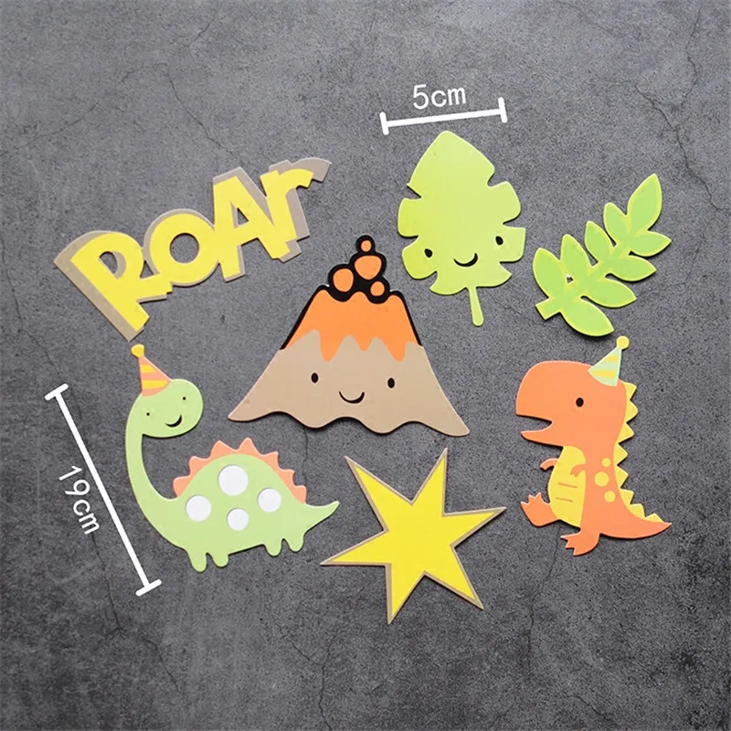 Омилут 24шт Фигурки динозавров для торта и декорирования День Рождения детей.