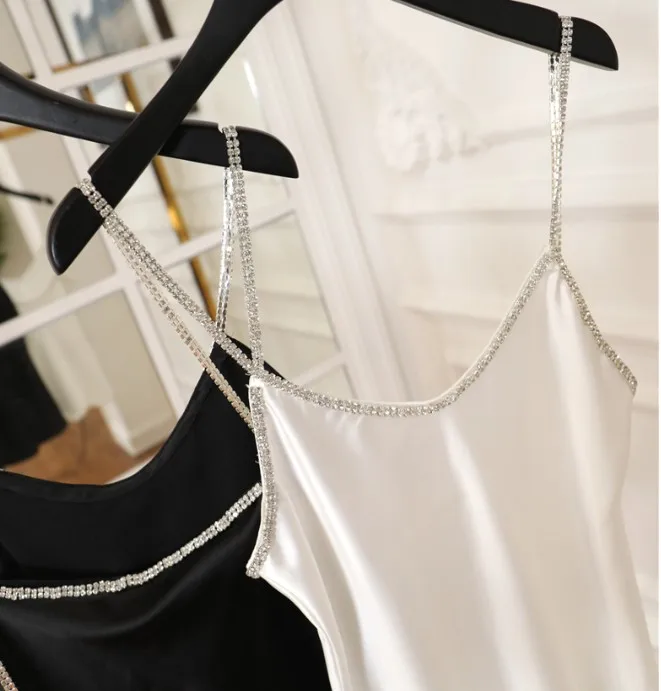 

2019 Spring and Summer New Women's Sexy Water Drill Silk Satin Sling Top All-match Lady Girls Black and White Camisole