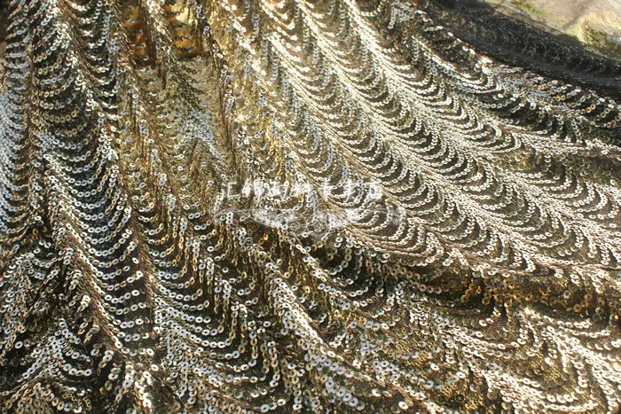 Кружевная ткань с блестками 1 метр алловер вышитый на черном тюле кружево золото