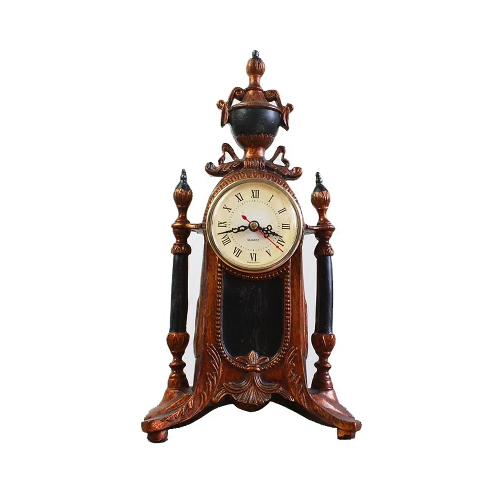 

1PCS European retro living room clock antique Fashion TV counter clock decoration clock accessories LU612407