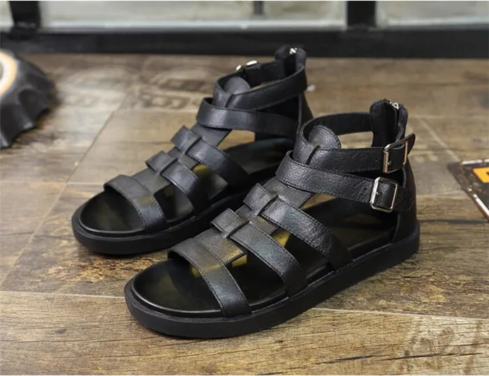 

2018 Summer Leather Men Zippers Sandals Open-toed Rome Sandals Fashion Men Buckle Strap Gladiator Outside Beach Sandals